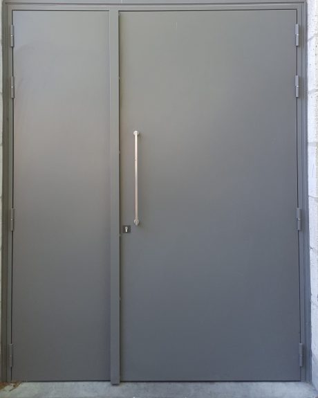 porte métallique