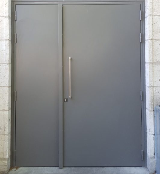 porte métallique