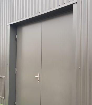 porte métallique