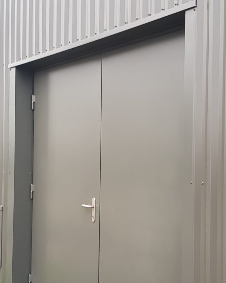 porte métallique