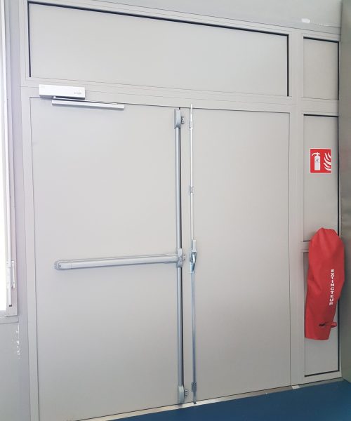 porte métallique